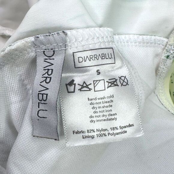 DIARRABLU Nabu Exaggerated Ruffle One-Piece Swimsuit - Size Small - Picture 3 of 4